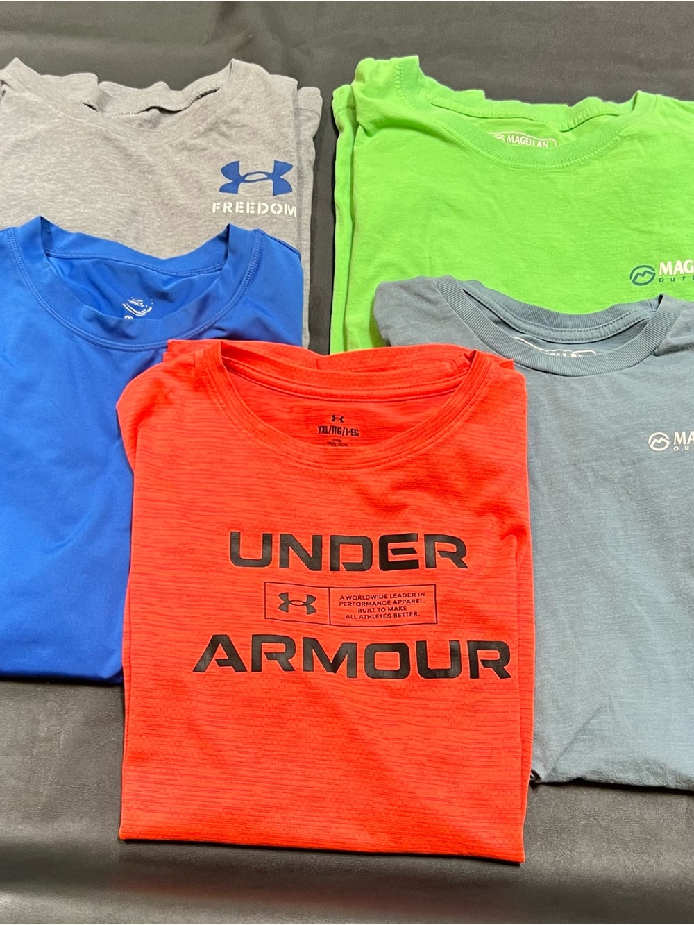 Under Armour Magellan Boys T- Shirts Large & X-Large LOT